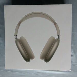 Apple Over-Ear Headphones - Cream